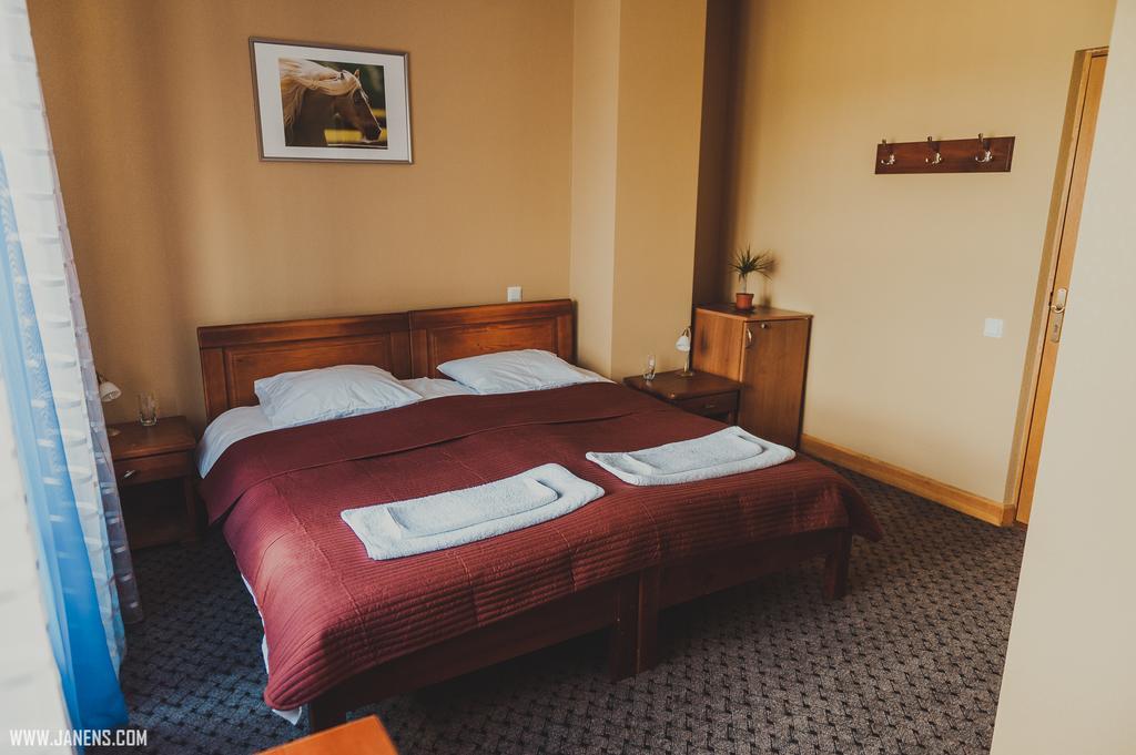 Rudzupukes Hotel Svente ภายนอก รูปภาพ